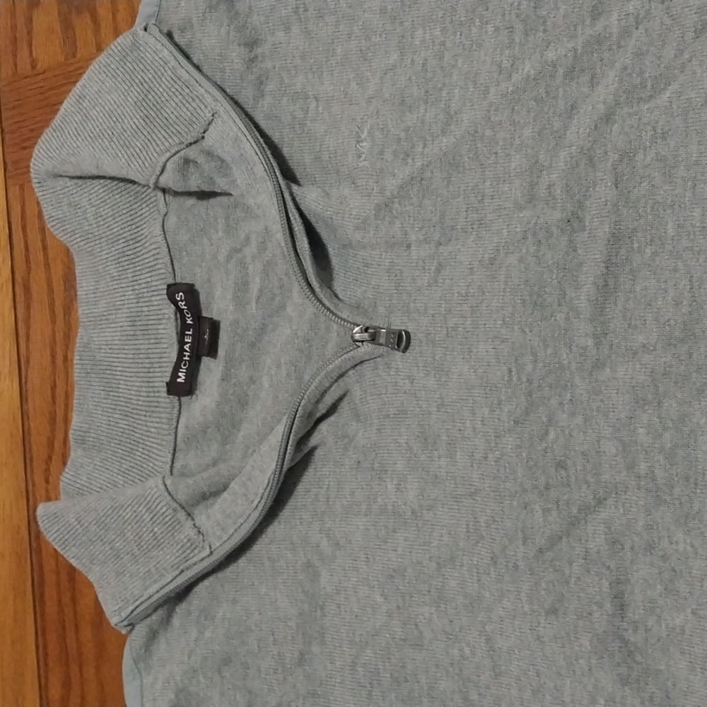 Sweater - Picture 2 of 4